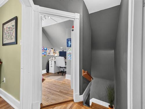222 Victoria Street E, Amherst, NS - Indoor
