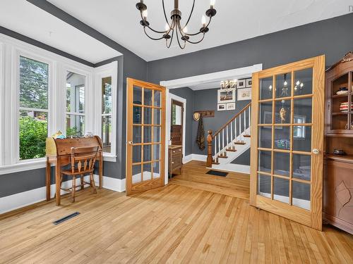 222 Victoria Street E, Amherst, NS - Indoor
