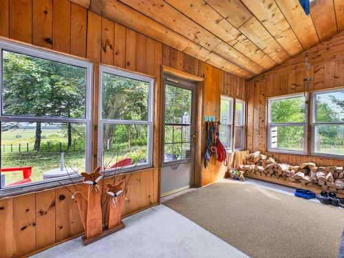 222 Victoria Street E, Amherst, NS - Indoor