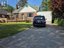 32 FOREST ROAD  Brantford, ON N3S 6W2