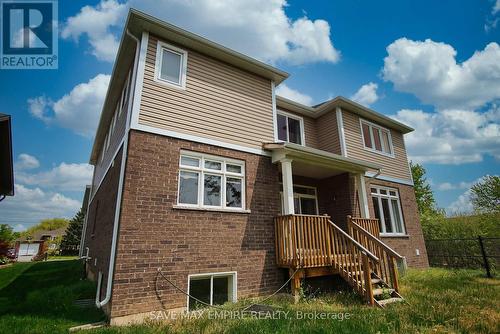 3423 DOMINION ROAD , Fort Erie, Ontario L0S 1N0 3