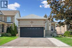 27 SPRUCE Boulevard Acton, ON L7J 2Y3