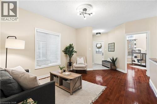 27 Spruce Boulevard, Acton, ON - Indoor Photo Showing Other Room