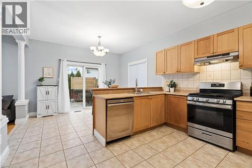 27 Spruce Boulevard, Acton, ON - Indoor Photo Showing Kitchen