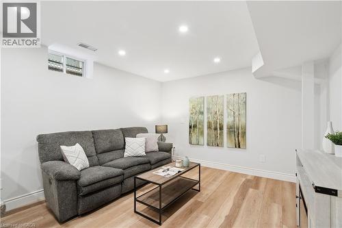 27 Spruce Boulevard, Acton, ON - Indoor Photo Showing Living Room