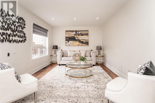 5 Octillo Boulevard, Brampton, ON - Indoor Photo Showing Living Room