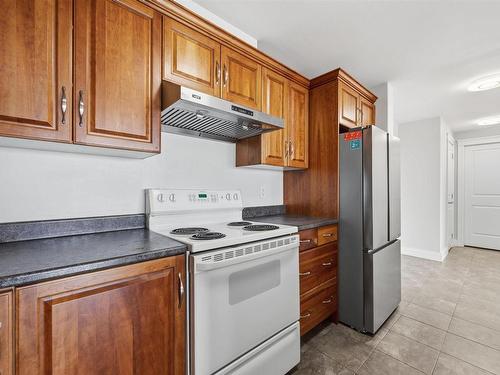 612 60 Walter Havill Drive, Halifax, NS - Indoor Photo Showing Kitchen