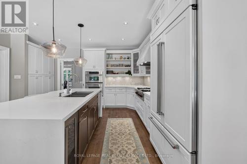 503 Meadow Wood Road, Mississauga, ON - Indoor Photo Showing Kitchen With Double Sink With Upgraded Kitchen