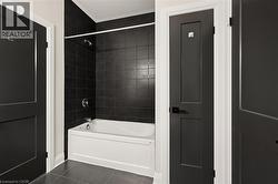 Jack and Jill ensuite connecting Bedrooms 3 and 4 - 