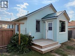 309 Railway AVENUE W Outlook, SK S0L 2N0