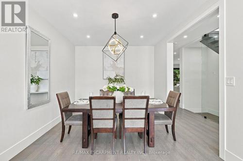 1181 Ogden Avenue, Mississauga, ON - Indoor Photo Showing Dining Room