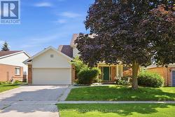 46 DEVILS CREEK DRIVE  Cambridge, ON N1S 4Y3