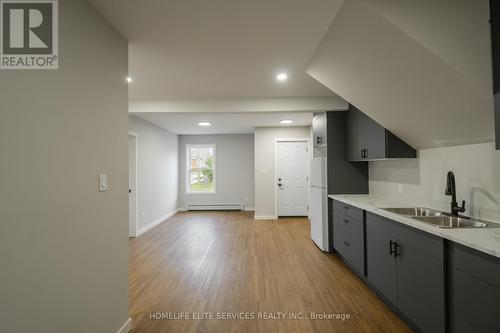 196 Second Avenue E, North Bay, ON - Indoor Photo Showing Kitchen With Double Sink