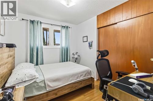 192 Salisbury Drive, Saskatoon, SK - Indoor Photo Showing Bedroom