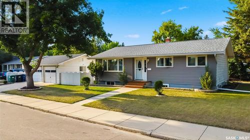 192 Salisbury Drive, Saskatoon, SK - Outdoor With Facade