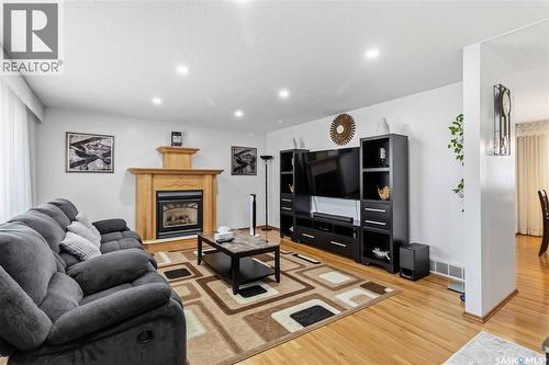 192 Salisbury Drive, Saskatoon, SK - Indoor Photo Showing Living Room With Fireplace