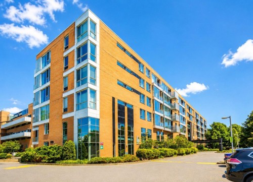 Front of Structure - P-C11-210 Ch. Du Golf, Montréal (Verdun/Île-Des-Soeurs), QC 