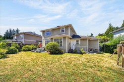 6524 Stonewood Dr Sooke, BC V9Z 0Y6