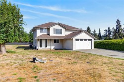1268 Miller Rd Comox, BC V9M 4C3