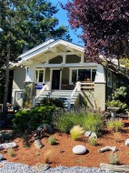 886 Maddison St Victoria, BC V8S 4C2