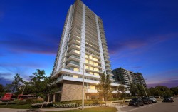 1407-10 Deerlick Court Toronto, ON M3A 0A7