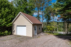 Garage - 