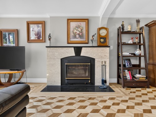 487 Rue Françoise-Gaudet-Smet  Laval (Laval-Des-Rapides), QC H7N 5W3
