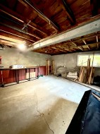 Garage - 
