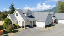 #7-3365 Auchinachie Rd Duncan, BC V9L 4A2