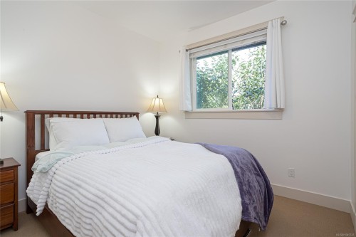 3109 Cliffs Rd, Duncan, BC 