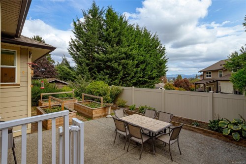 3109 Cliffs Rd, Duncan, BC 