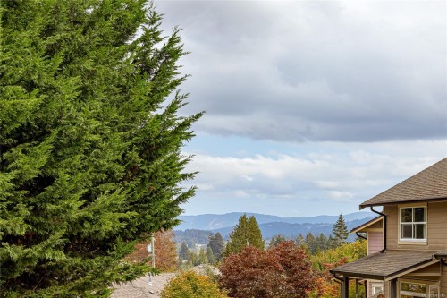 3109 Cliffs Rd, Duncan, BC 