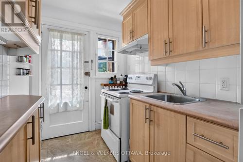 128 Second Avenue, Ottawa, ON 