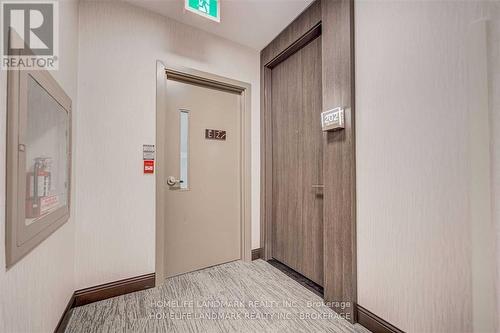 202 - 15 WATER WALK DRIVE , Markham, Ontario L3P 1N3 3