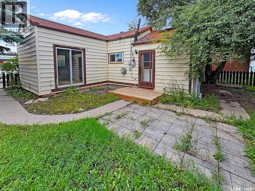 112 Main Street, Harris, SK 
