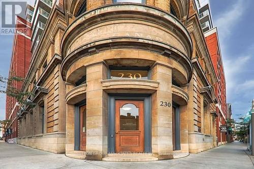 920 - 230 KING STREET E , Toronto, Ontario M5A 1K1 2