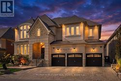 15 DEGREY DRIVE  Brampton, ON L6P 3T6