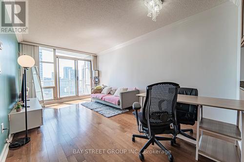 3501 - 10 NAVY WHARF COURT , Toronto, Ontario M5V 3V2 5