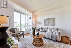 806 - 20 SCRIVENER SQUARE Toronto, ON M4W 3X9