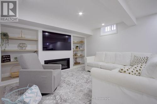 193 Teddington Place, Burlington, ON 