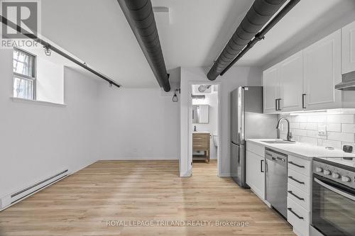 B3 - 330 CLARENCE STREET , London East (East K), Ontario N6A 6H6 2