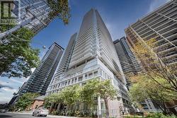 2412 - 195 REDPATH AVENUE Toronto, ON M4P 0E4