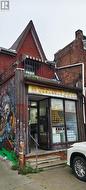 MAIN/BASEMENT - 46 KENSINGTON AVENUE Toronto, ON M5T 2K1