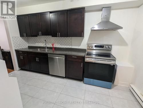 2 - 20 HAINFORD STREET , Toronto, Ontario M1E 4Y5 3