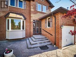 BASEMENT - 275 WATERFORD GATE Pickering, ON L1V 6N3