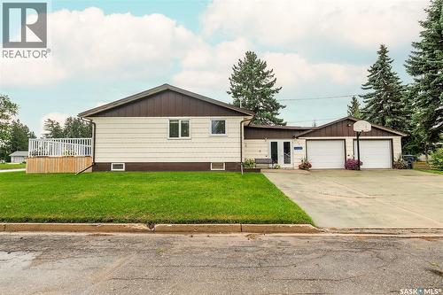 301 9Th Street E, Wynyard, SK 