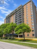 303 - 20 GILDER DRIVE Toronto, ON M1K 5E1