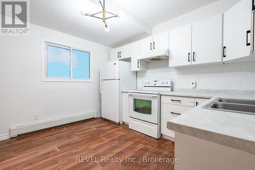 MAIN - 4762 KINCAID PLACE , Niagara Falls (Downtown), Ontario L2E 1C5 4