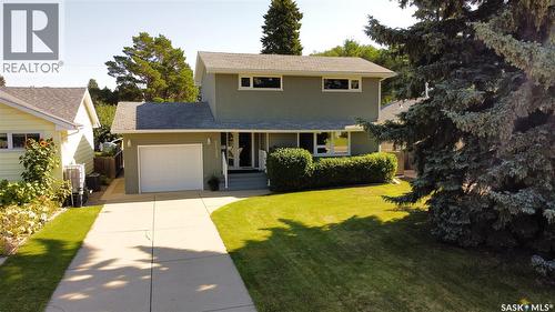 2133 McKinnon AVENUE  Saskatoon, SK S7J 1N3