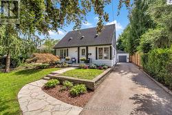583 MAPLEDALE AVENUE  London North (North G), ON N5X 1H3